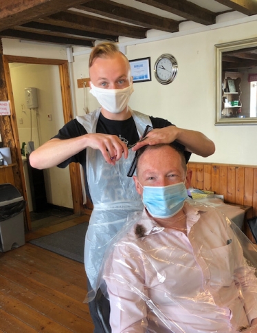 Llani Barbers