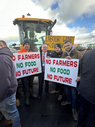 Farmers protest against SFS